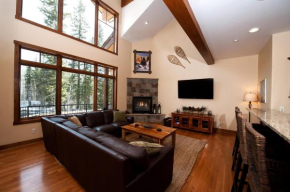 Cascade Village Townhome 4C